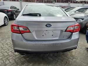Subaru Legacy 2019 Silver
