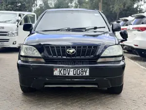 Toyota Harrier 2000 Black