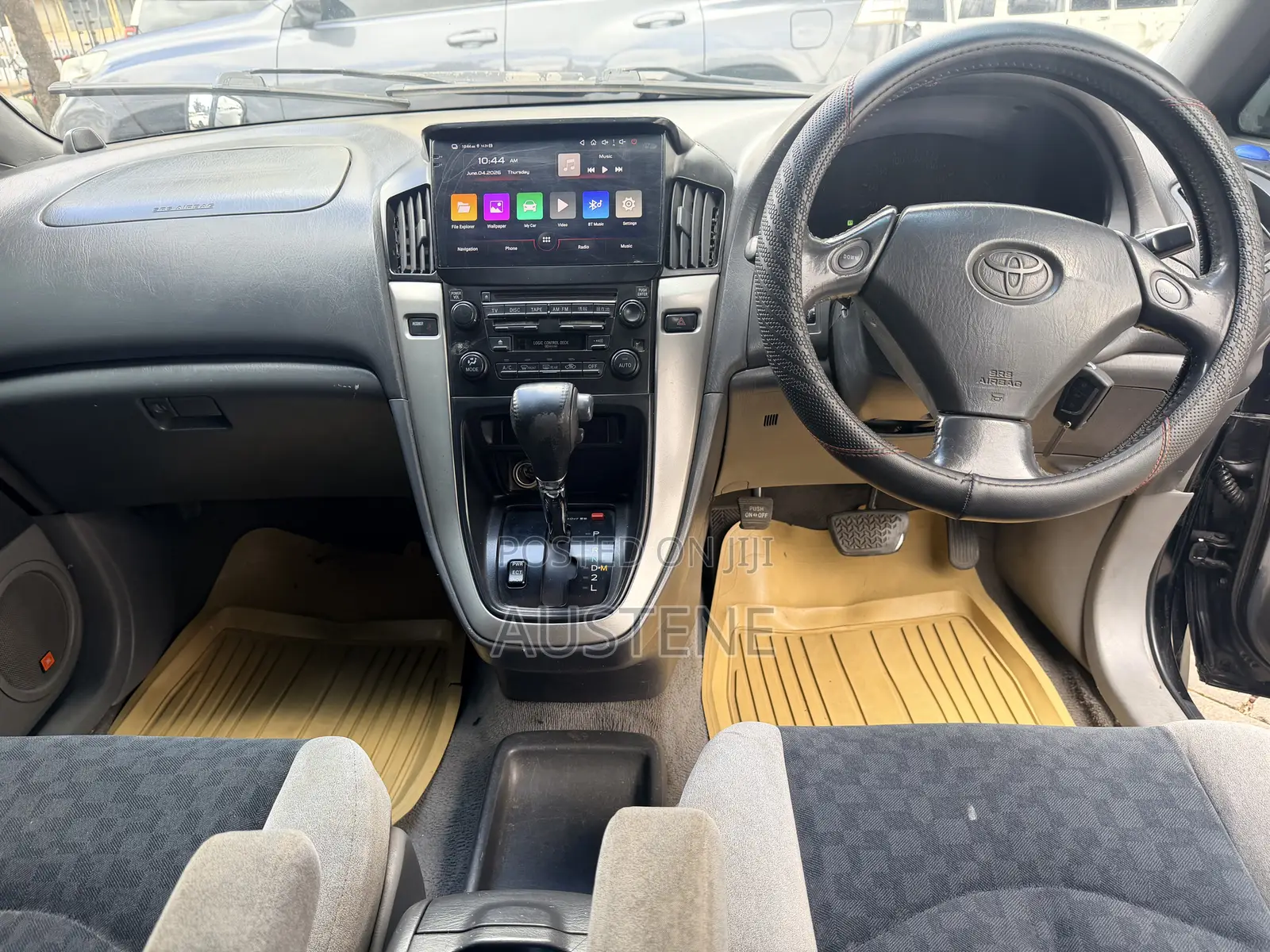 Toyota Harrier 2000 Black