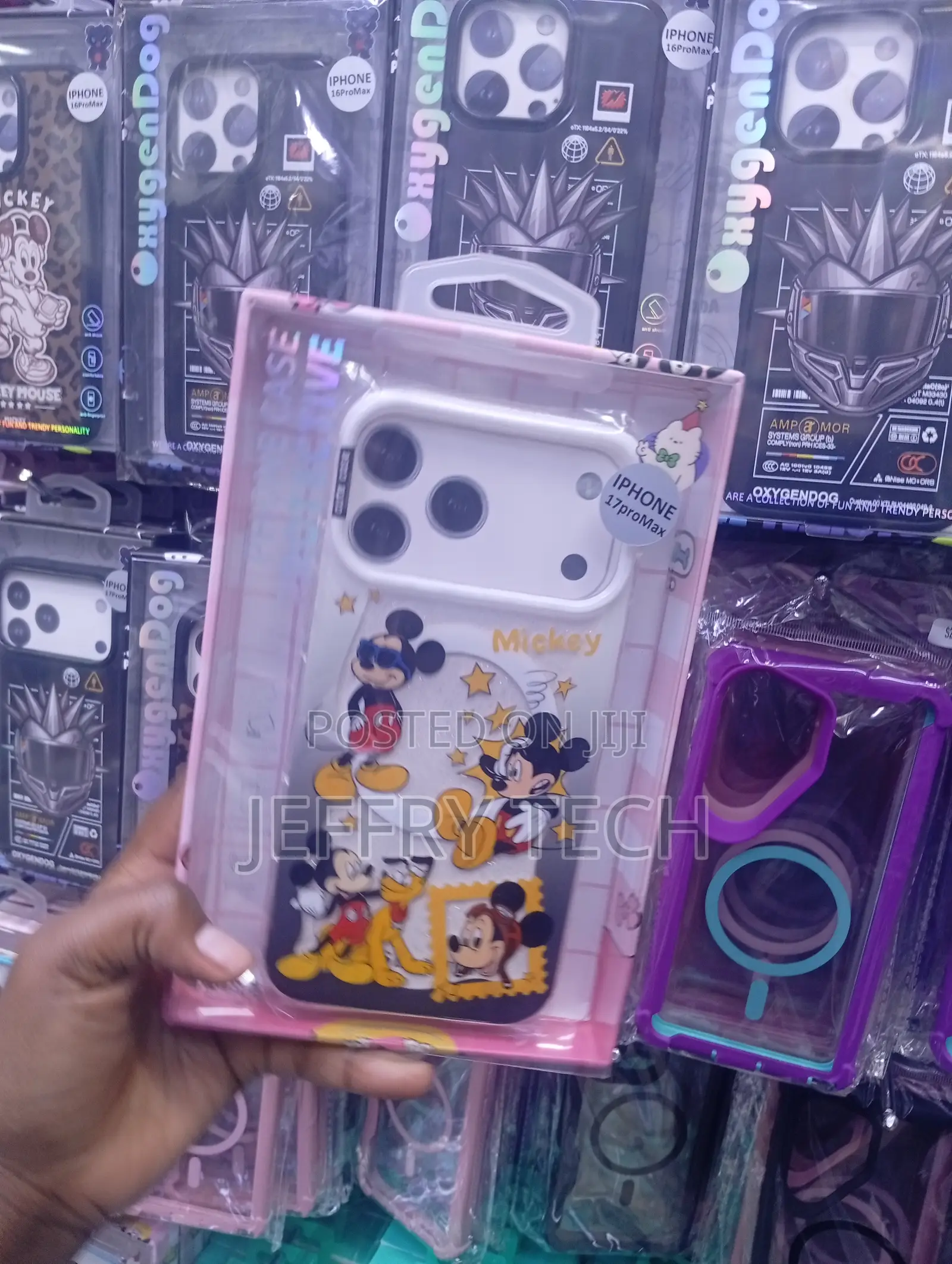 iPhone 17 Pro Max Graphic Poses of Mickey Mouse and Pluto Case