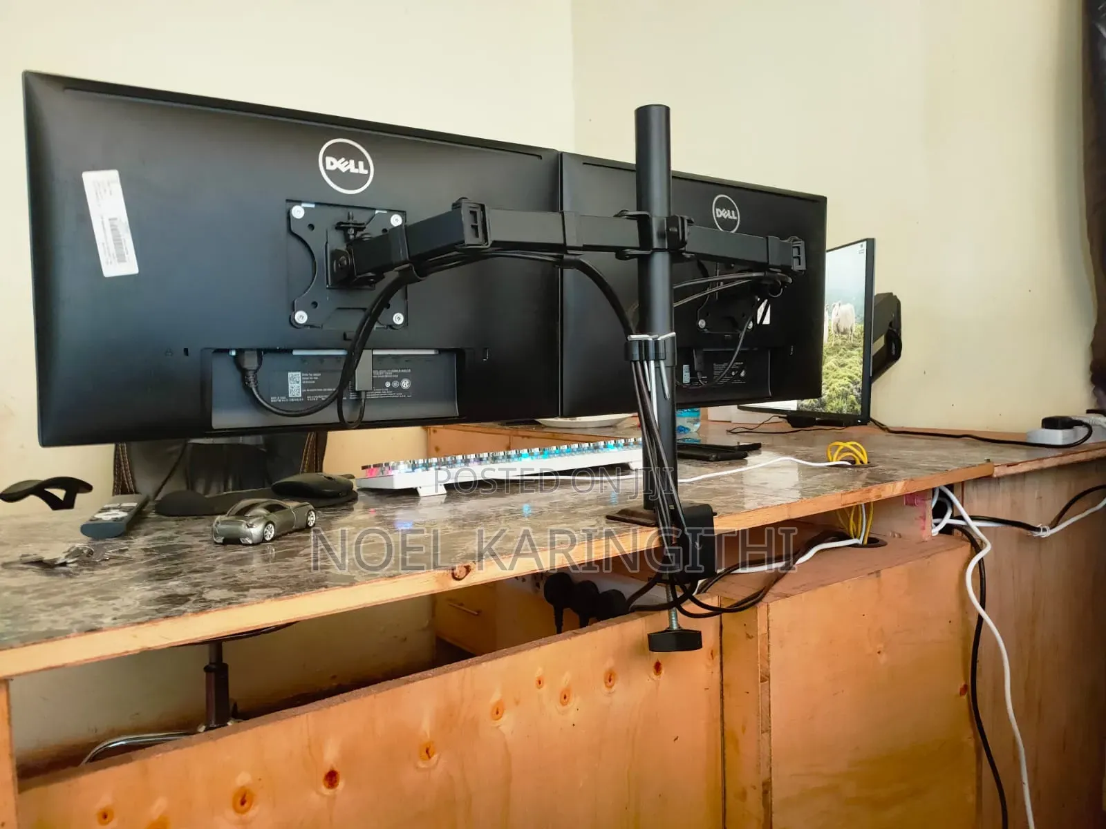 Monitor With Double Arm
