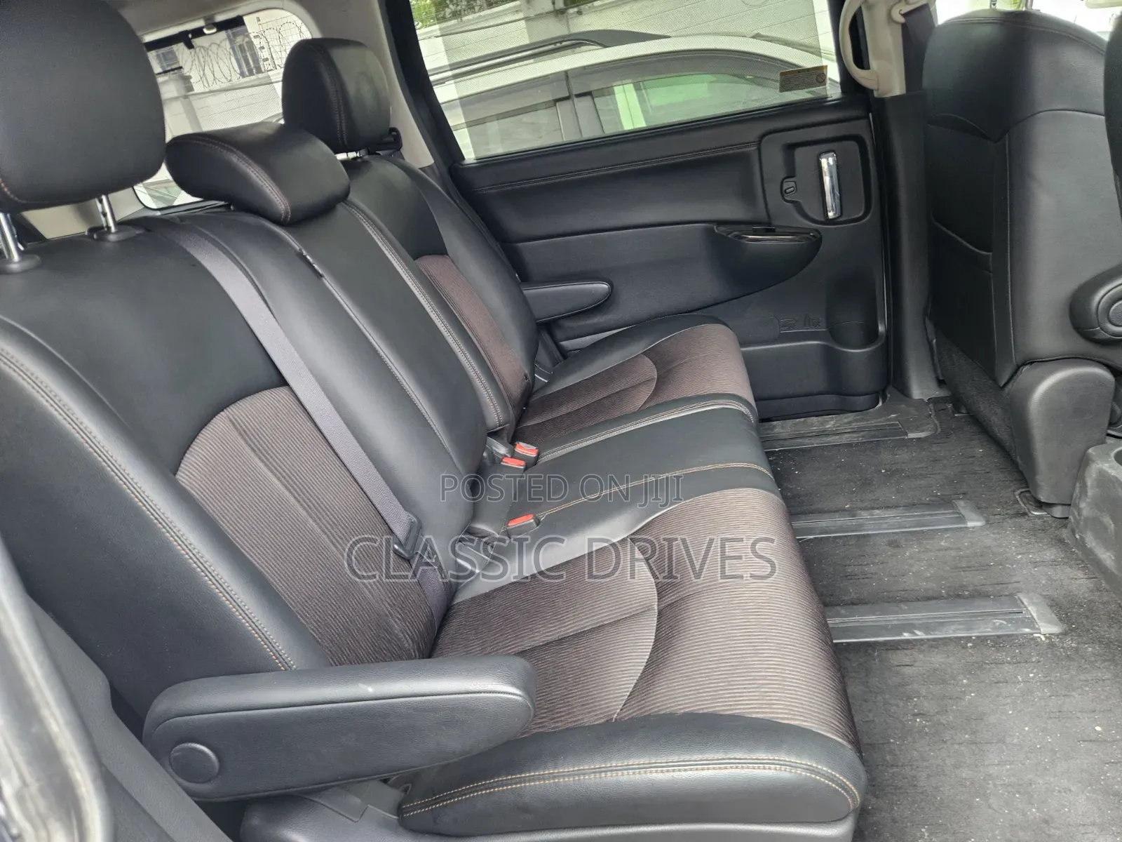 Nissan Grand 2018 White