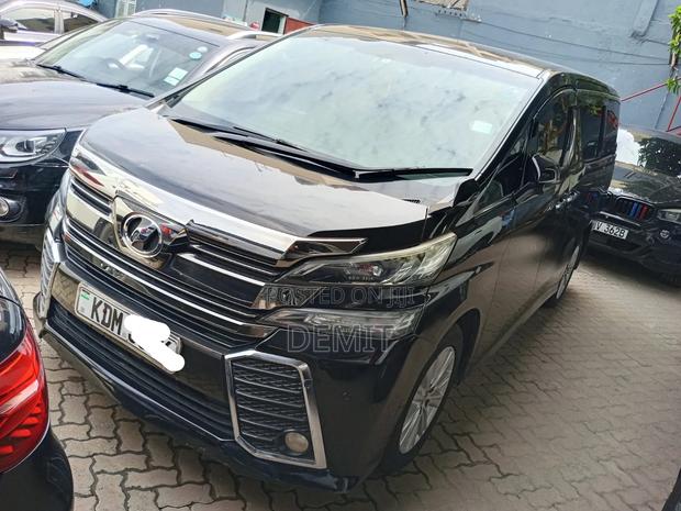 Toyota Vellfire 2016 Black - thumbnail 2