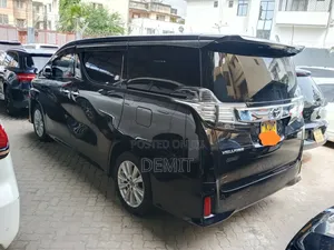 Toyota Vellfire 2016 Black