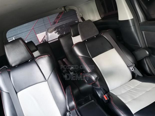 Toyota Vellfire 2016 Black - thumbnail 8