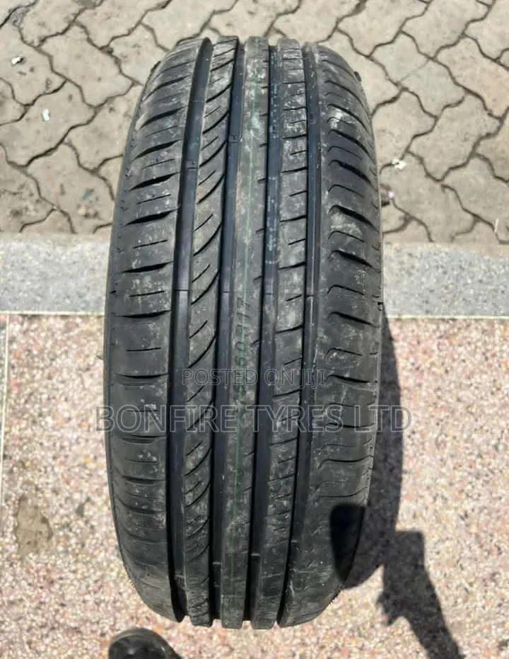 215/60r17 Boto