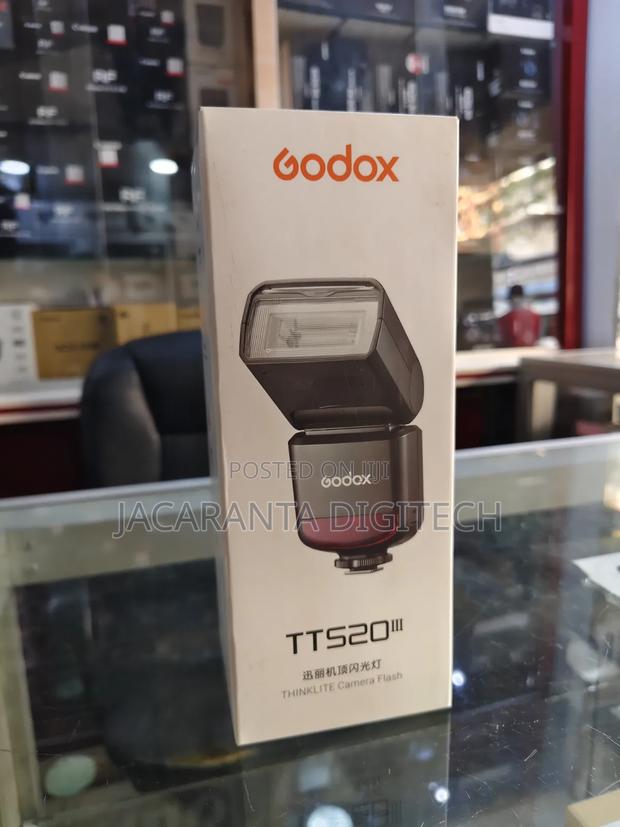 Godox Tt520 Iii Gn33 Universal Flash Speedlite With Trigger