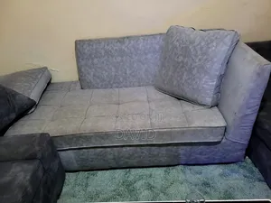 L Seat Shaped Half