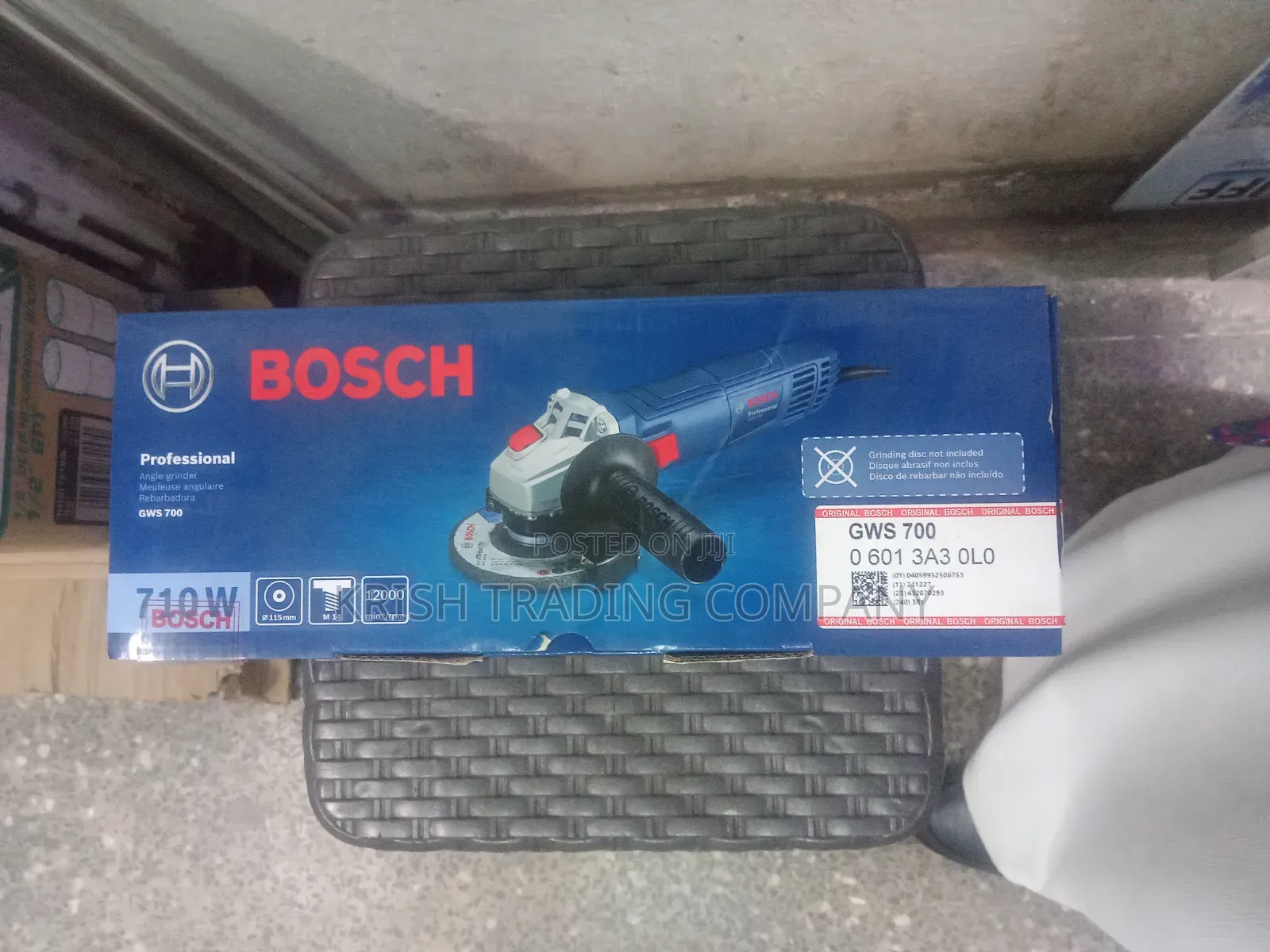 710w Bosch Angle Grinder GWS