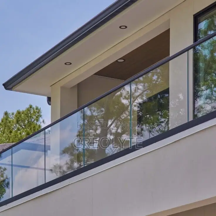 Frameless Glass Balustrade With Matte Modern Staircase Railing System