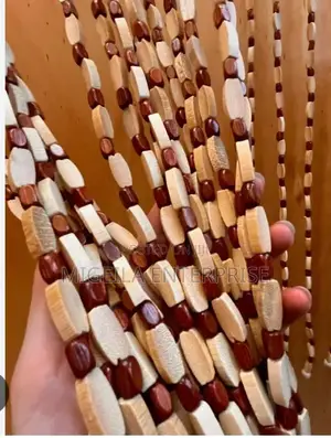 Wood Curtain