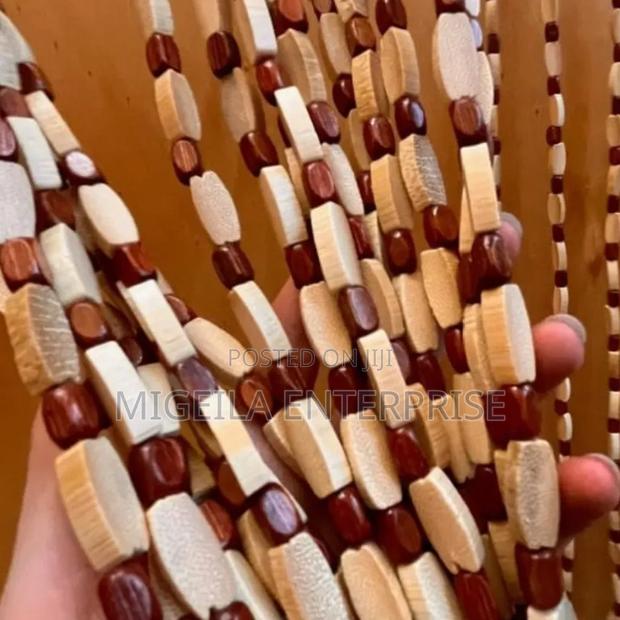 Wood Curtain - thumbnail 2
