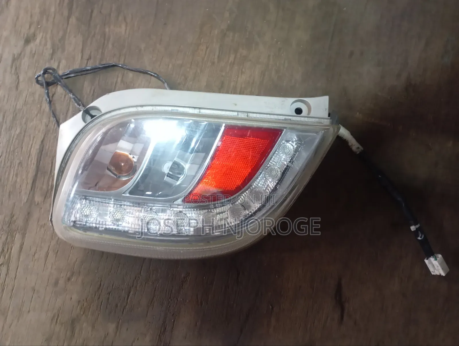 Daihastu Mira Taillight