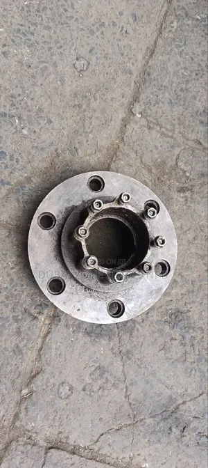 Rear Hubs Nqr, Npr, FRR 4.3, Isuzu, Mitsubishi, Dyna,