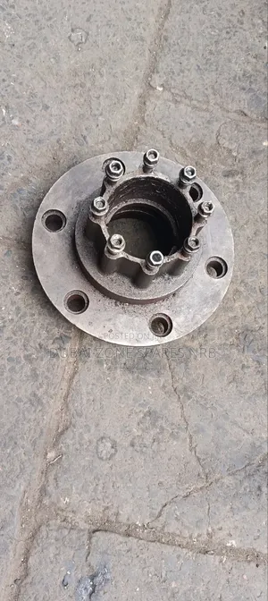 Rear Hubs Nqr, Npr, FRR 4.3, Isuzu, Mitsubishi, Dyna,
