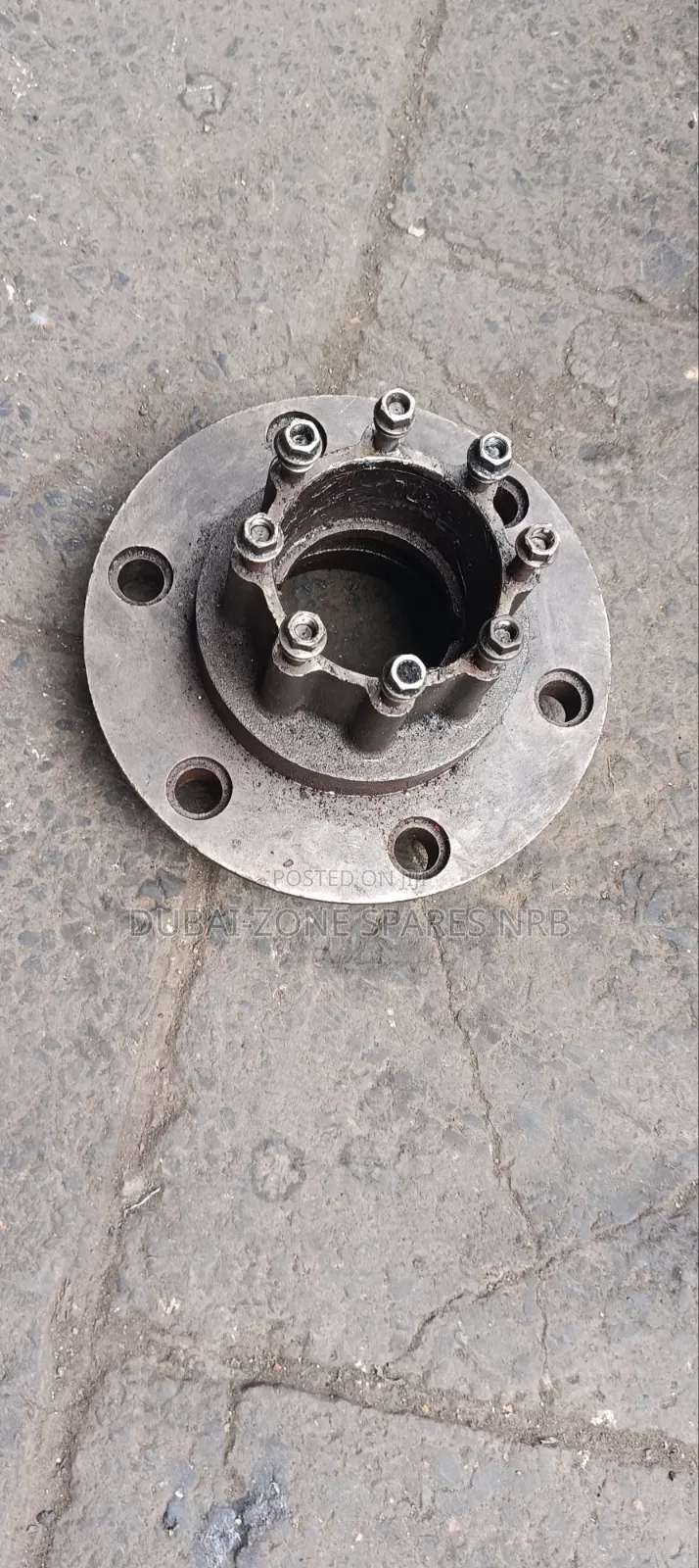 Rear Hubs Nqr, Npr, FRR 4.3, Isuzu, Mitsubishi, Dyna,
