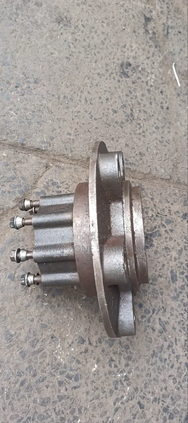 Rear Hubs Nqr, Npr, FRR 4.3, Isuzu, Mitsubishi, Dyna,