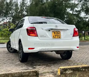 Toyota Axio 2017 White