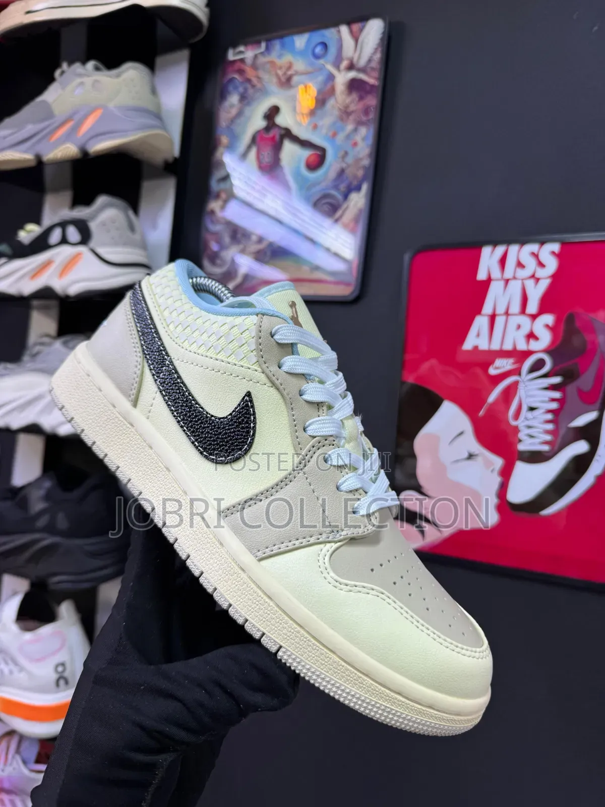 Nike Air Jordan 1 Low Se in 'Sanddrift' Sneakers