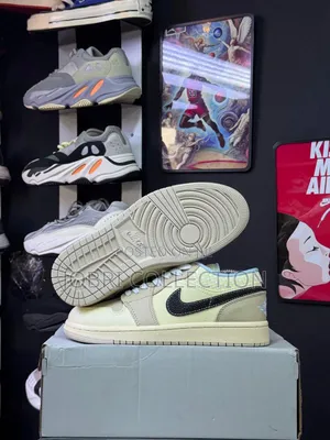 Nike Air Jordan 1 Low Se in 'Sanddrift' Sneakers