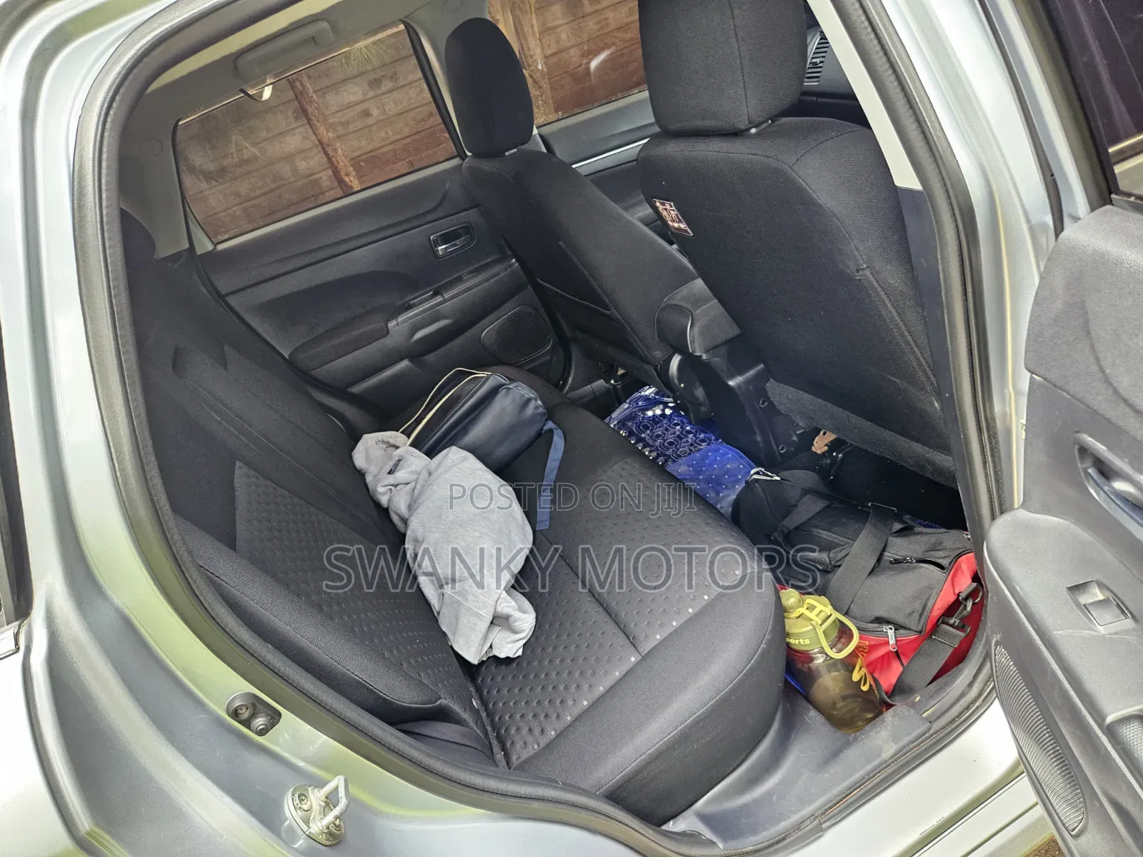 Mitsubishi RVR 2010 Silver
