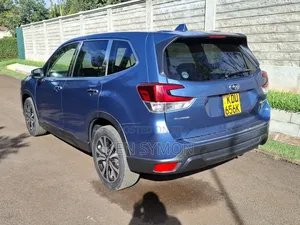 Subaru Forester Premium AWD 2019 Blue