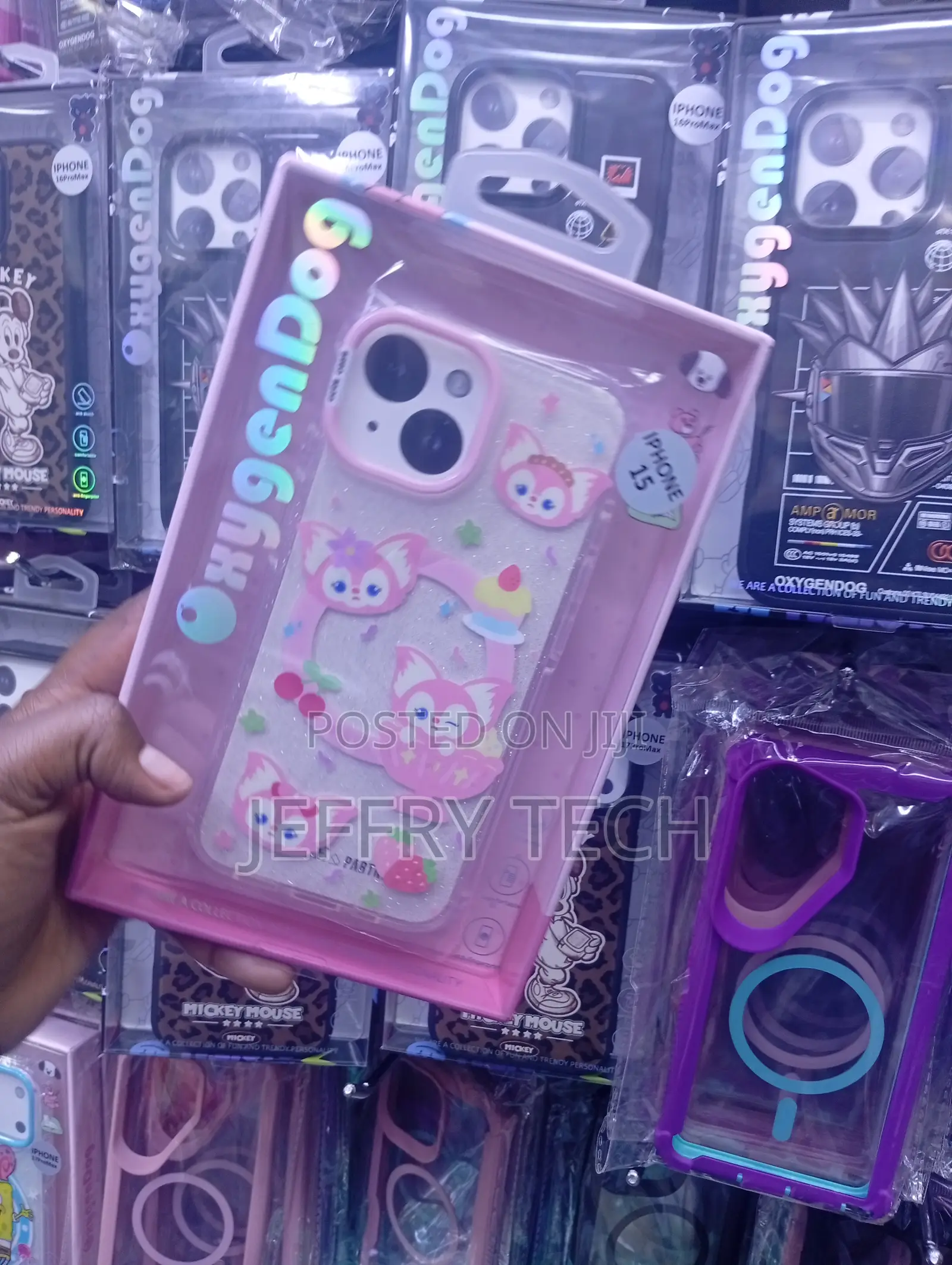 iPhone 15 Disney Linabell Collection Cover