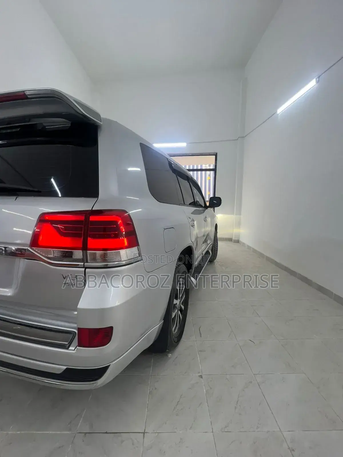 Toyota Land Cruiser 2015 Silver