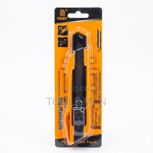 Heavy Duty 18mm Snap-Off Blade Utility Knife - Sharp Precision Cutter