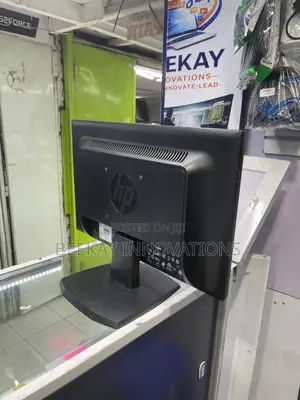 Hp V193 Monitor 19” Screen Size