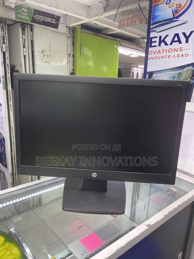Hp V193 Monitor 19” Screen Size - thumbnail 2