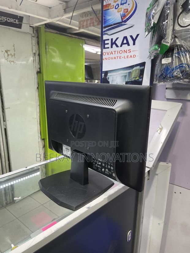 Hp V193 Monitor 19” Screen Size - thumbnail 5