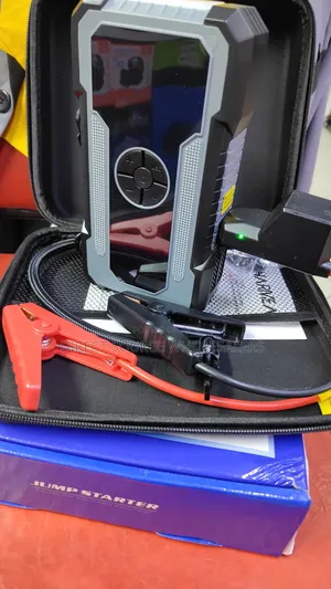 Multi-Function 4 in 1car Emergency Starter, Tire Pump Power Bank