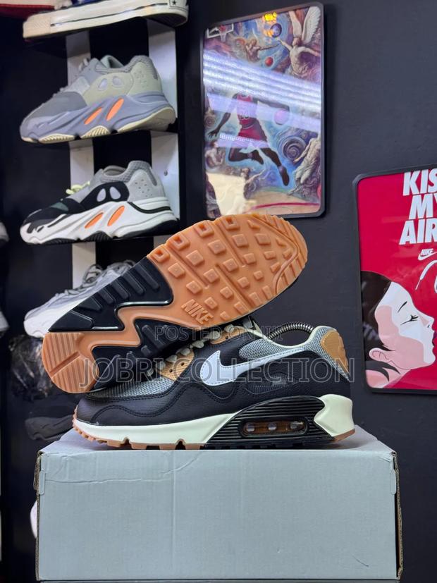 Patta X Nike Air Max 90 Sp "Waves" Sneakers