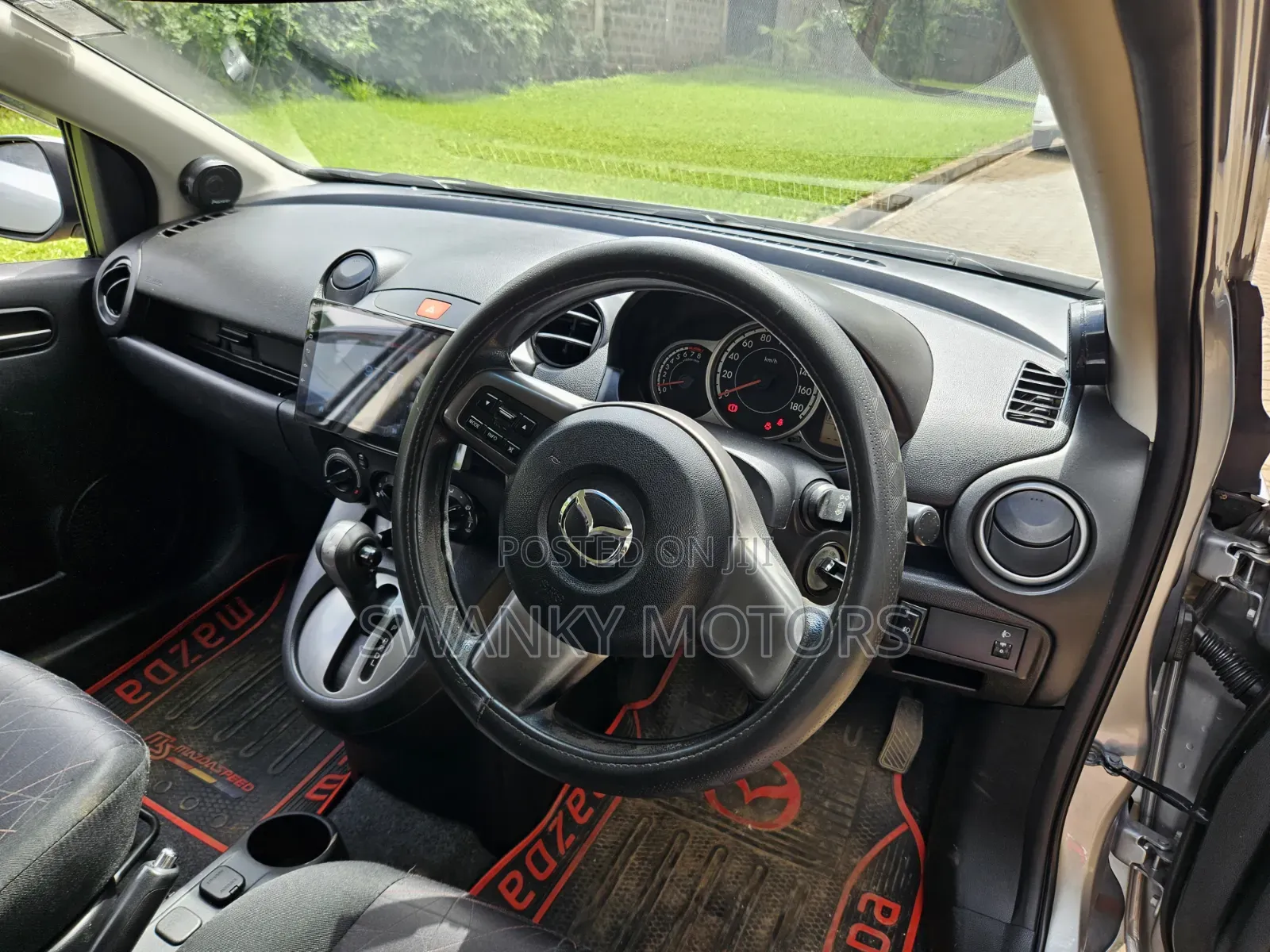 Mazda Demio 2013 Gray