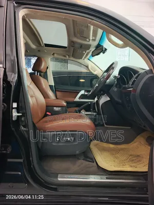 Toyota Land Cruiser 2013 Black
