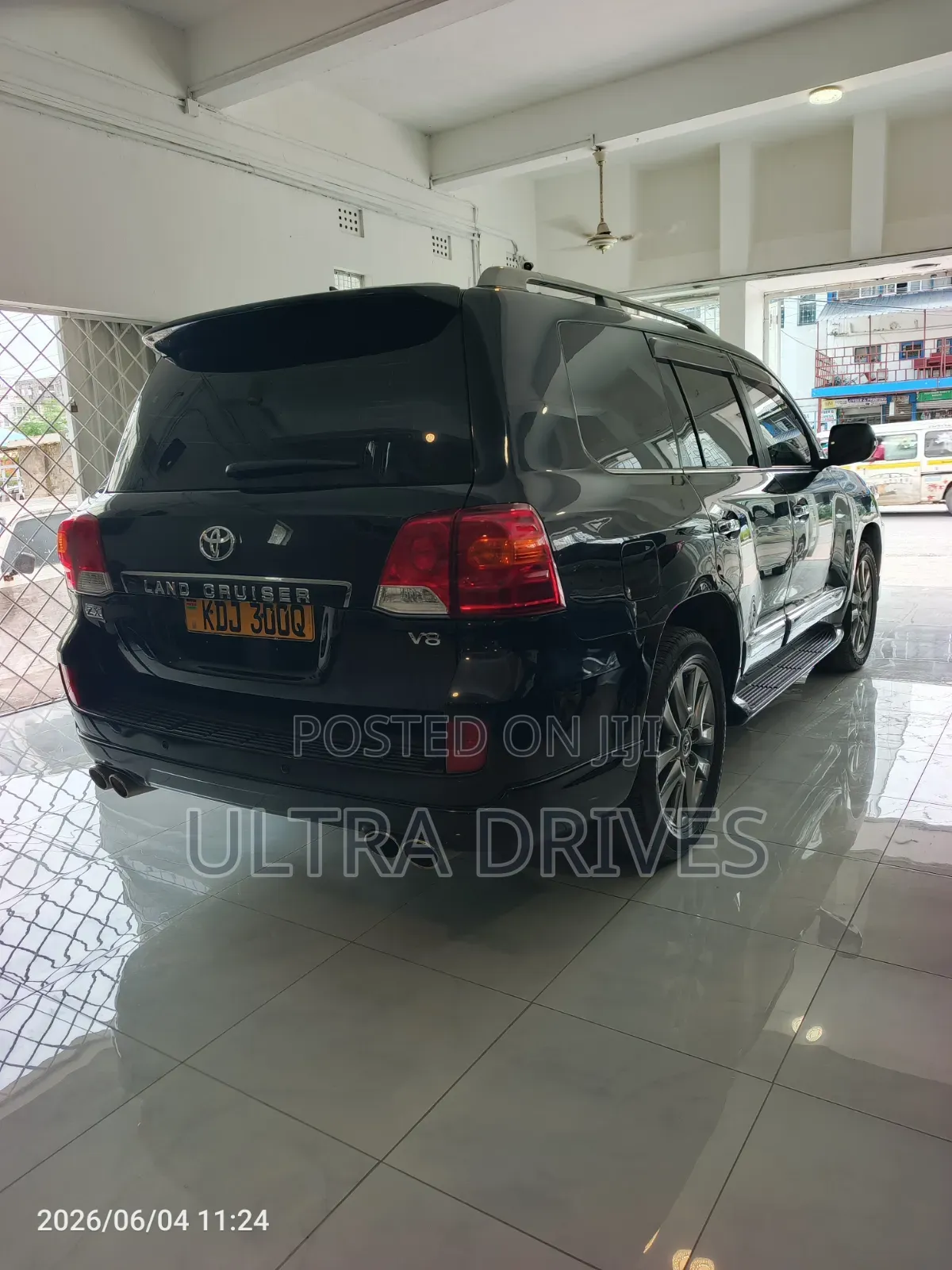 Toyota Land Cruiser 2013 Black