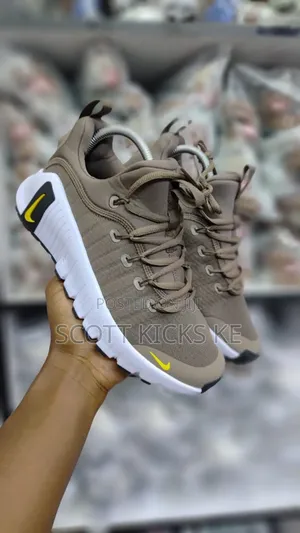 Nike Metcon Brown/White