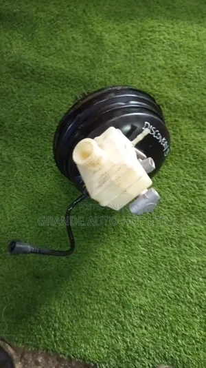 Discovery 3 Brake Booster