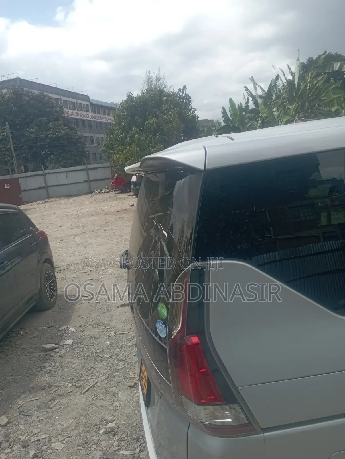 Nissan Serena 2018 Silver