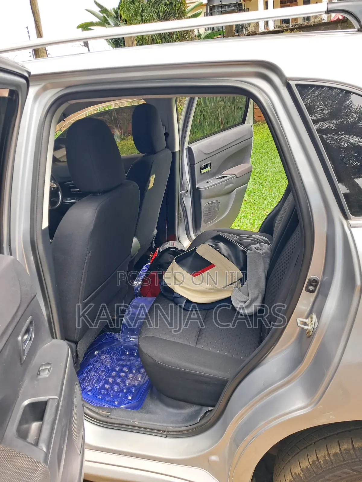 Mitsubishi RVR 2010 Silver