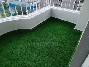 Artificial Grass Flooring for Smart Modern Homeowners