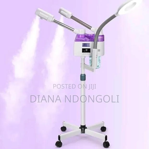 Hot Facial Steamer With Magnifying Glass