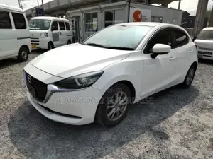 Mazda 2 2020 Pearl