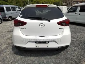 Mazda 2 2020 Pearl