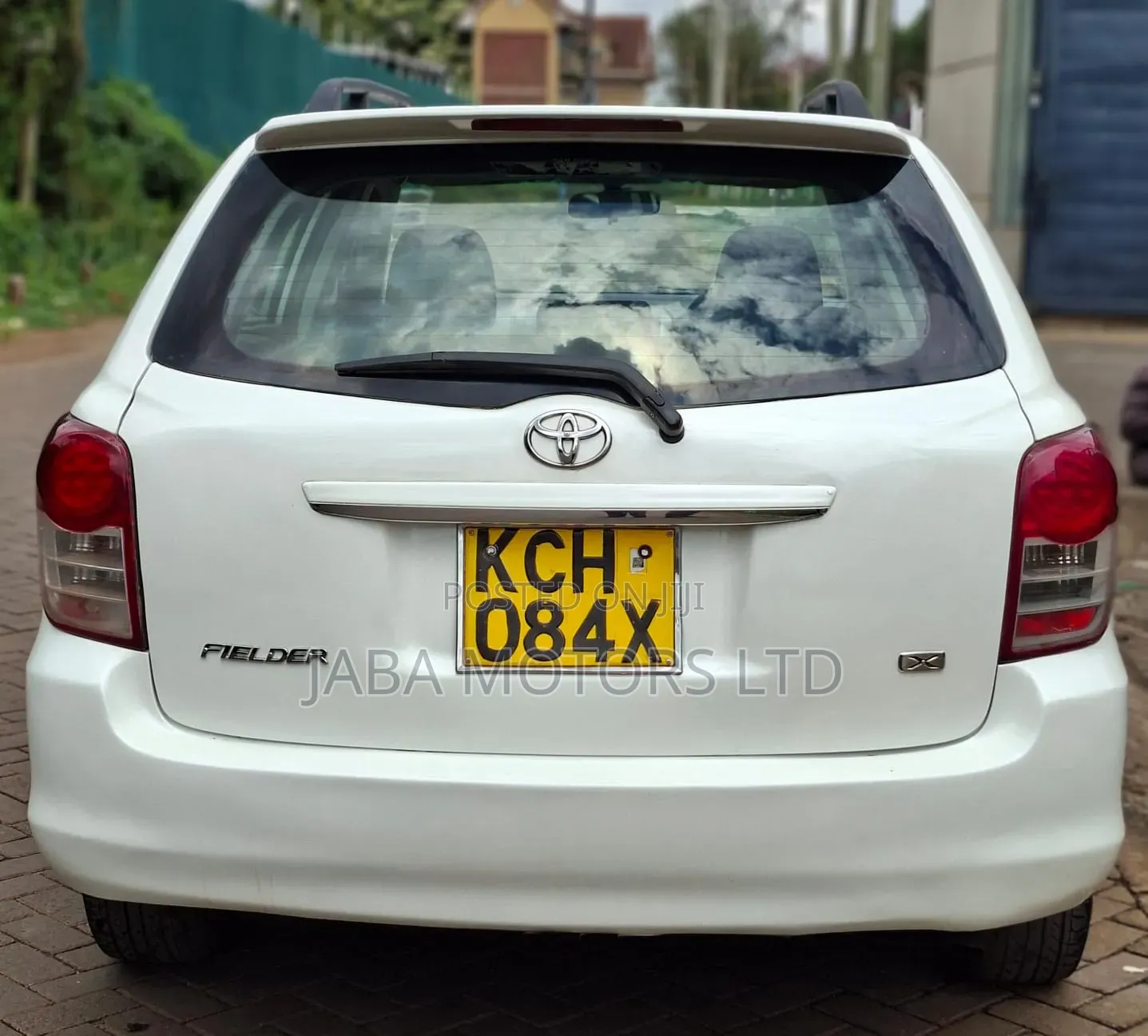 Toyota Corolla Fielder 2009 White