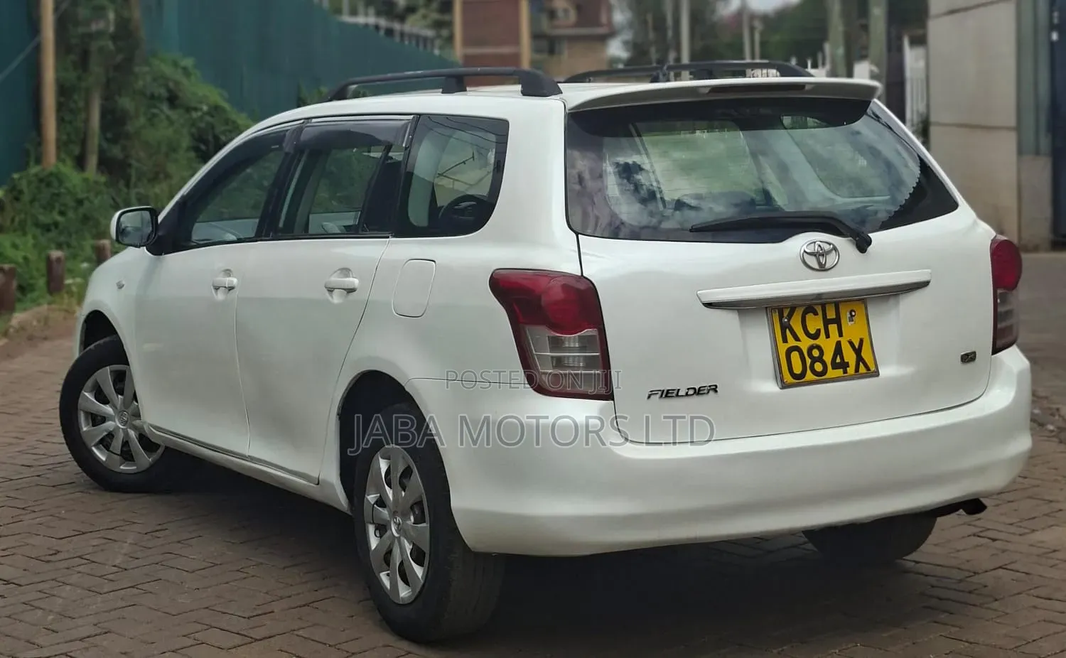 Toyota Corolla Fielder 2009 White