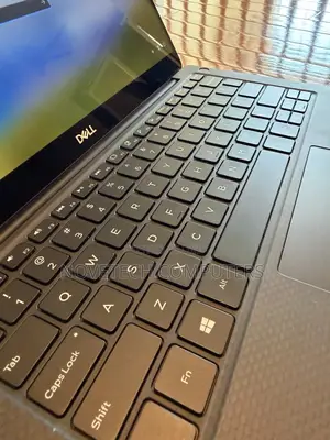 Laptop Dell XPS 13 7390 16GB Intel Core i7 SSD 512GB