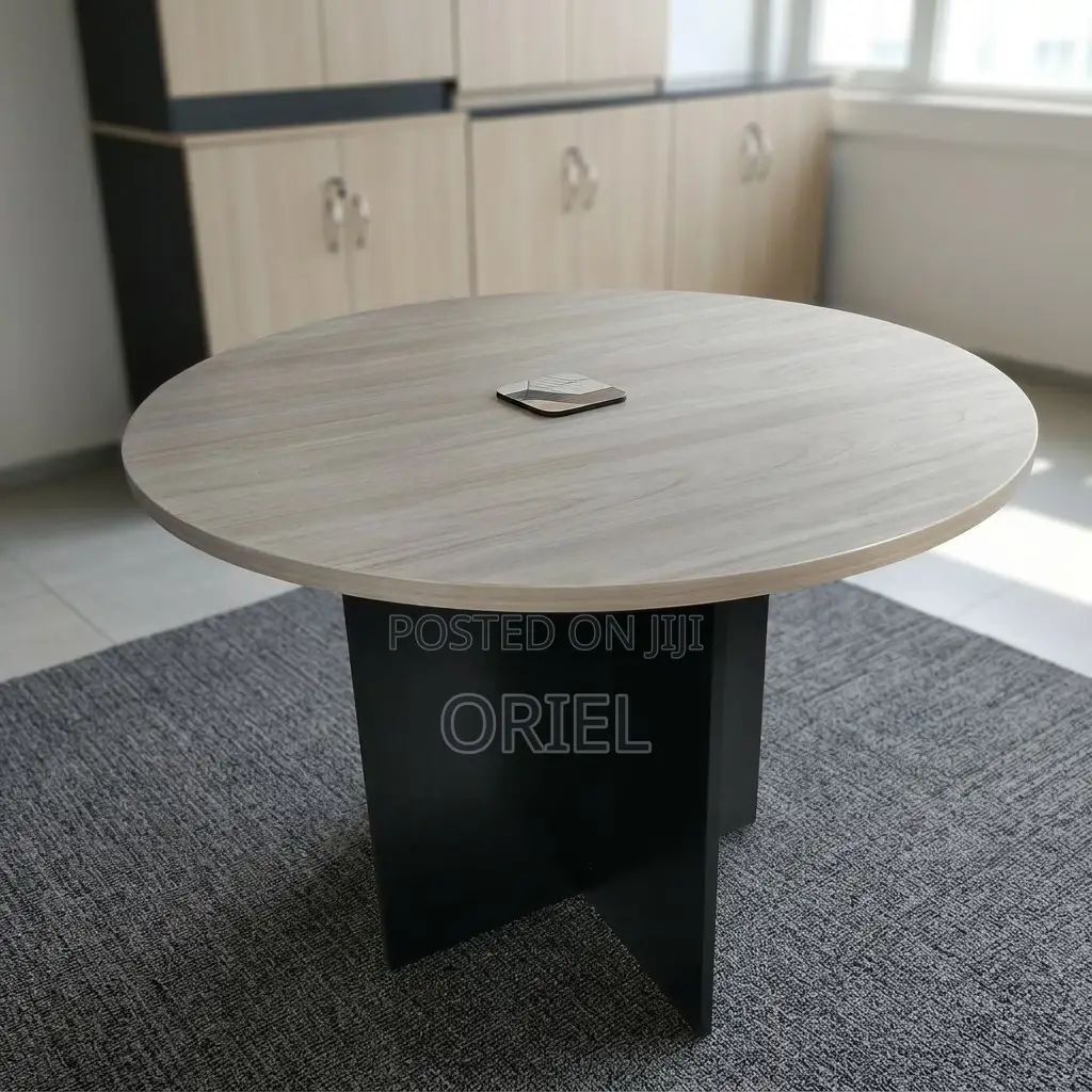 Office Boardroom Table : 1.2m Round Meeting Table