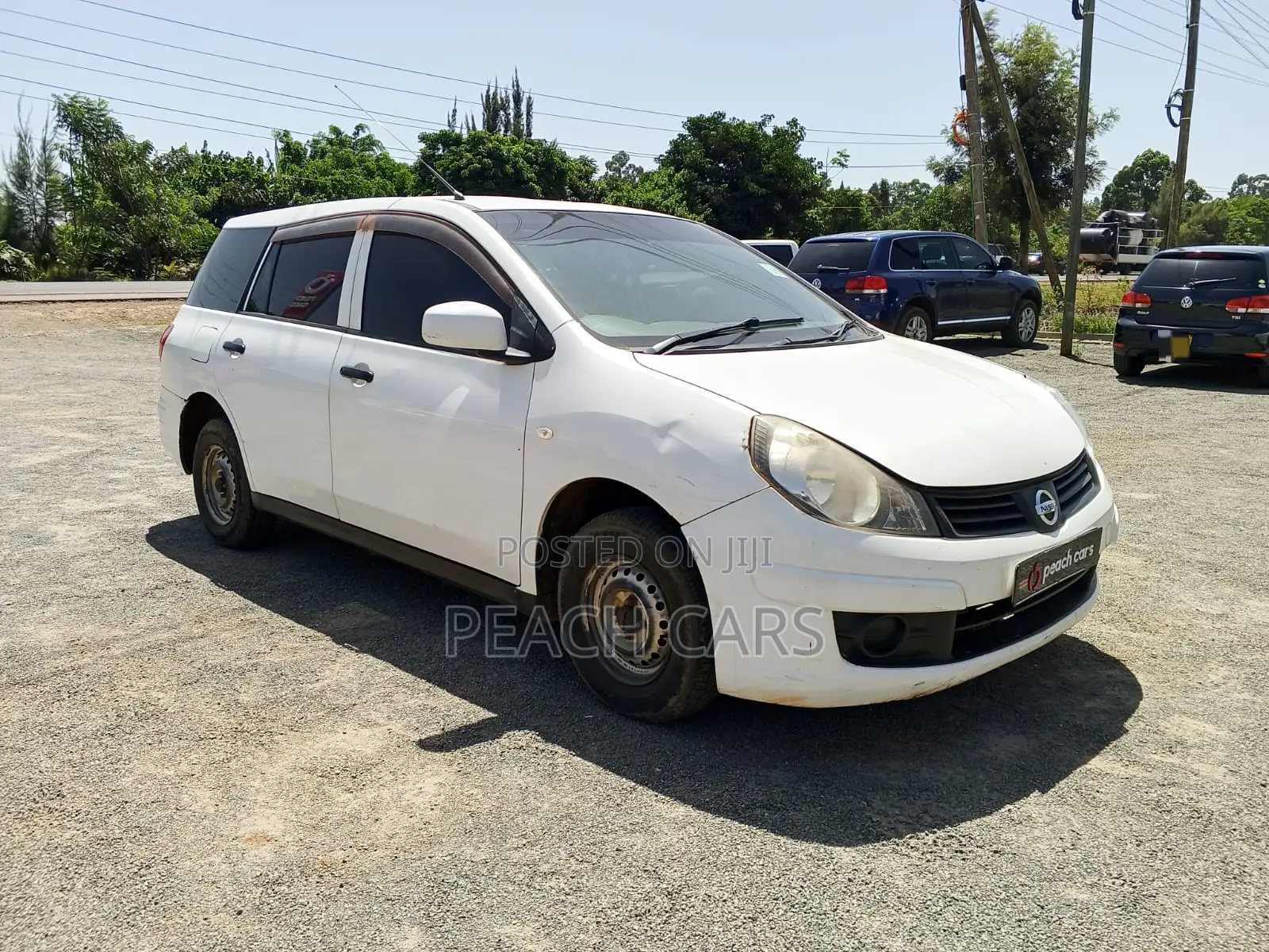 Nissan Advan 2015 White